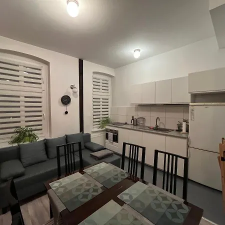 Apartment Sloneczny Centrum Poznania Klimatyzacja Wi-fi Tv Zmywarka Pralka Piekarnik Poznan