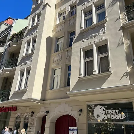 Apartament Sloneczny Centrum Poznania Klimatyzacja Wi-fi Tv Zmywarka Pralka Piekarnik